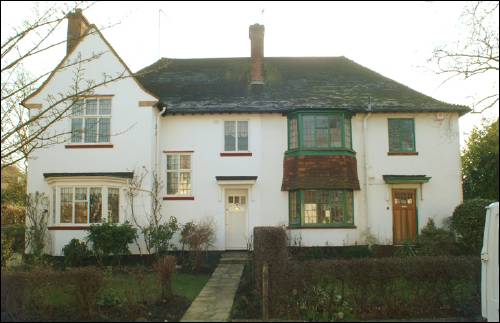 01-3 Sutcliffe Close